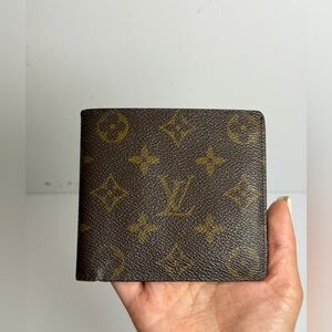 Louis Vuitton Monogram Bifold Wallet